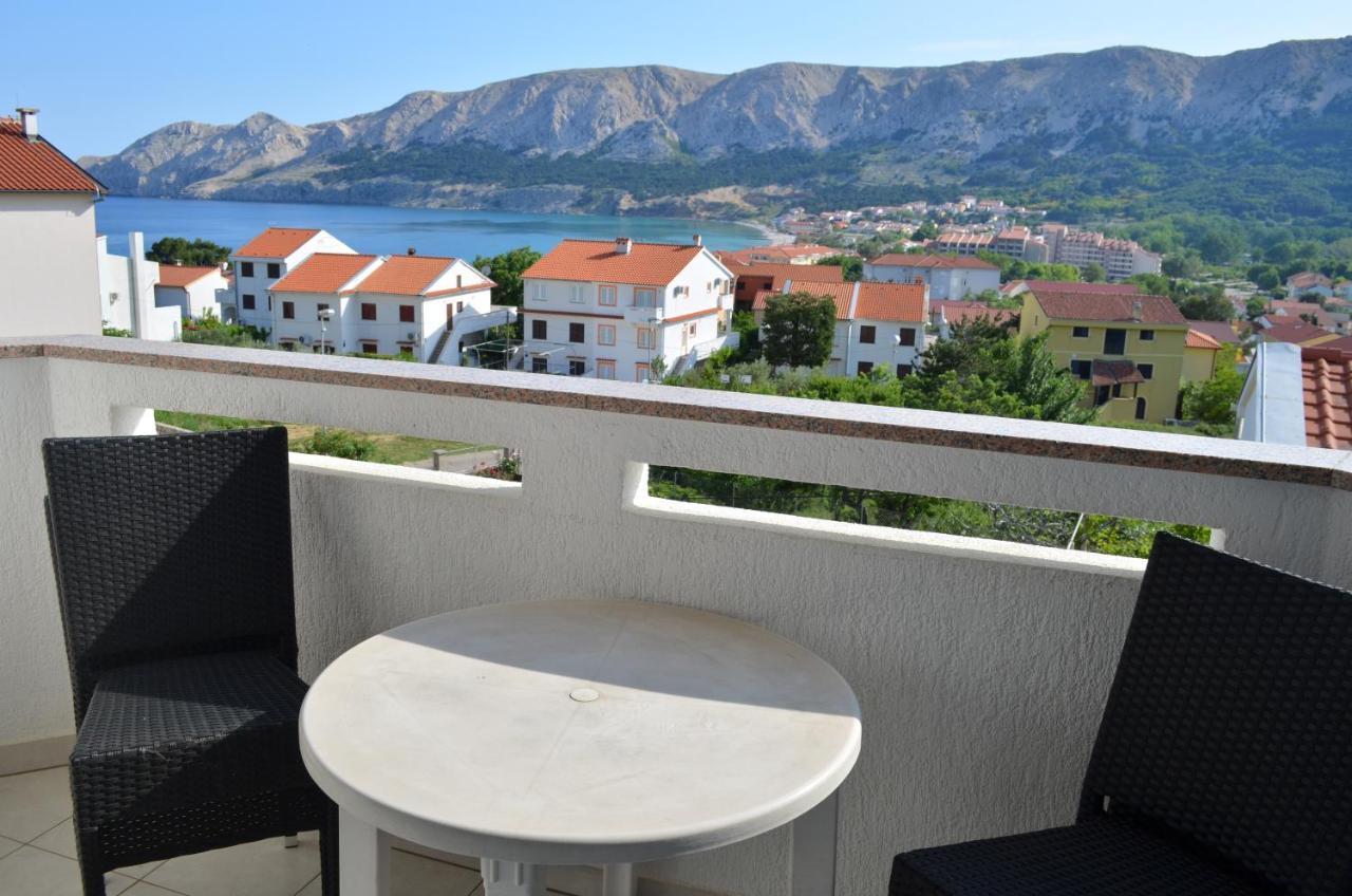 Apartments Leticia I Baška Eksteriør billede