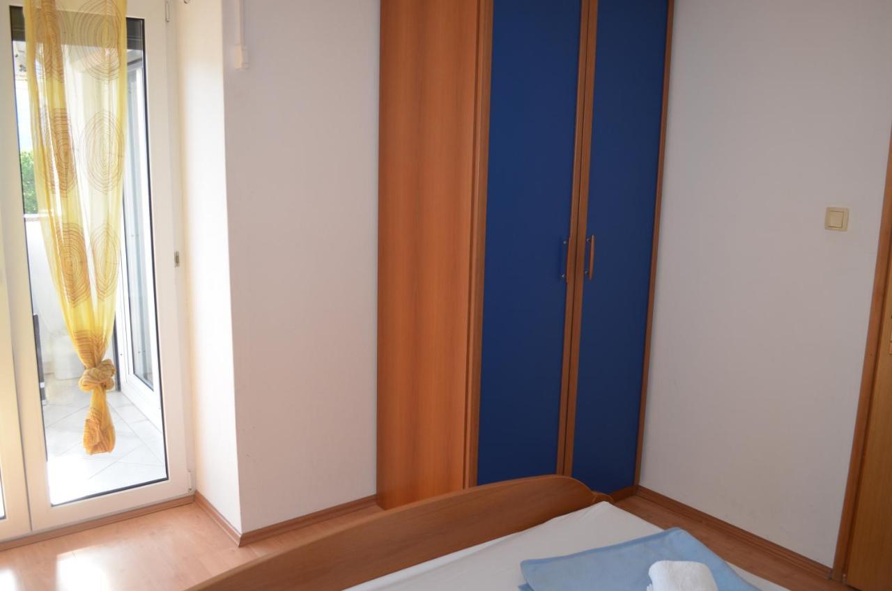 Apartments Leticia I Baška Eksteriør billede