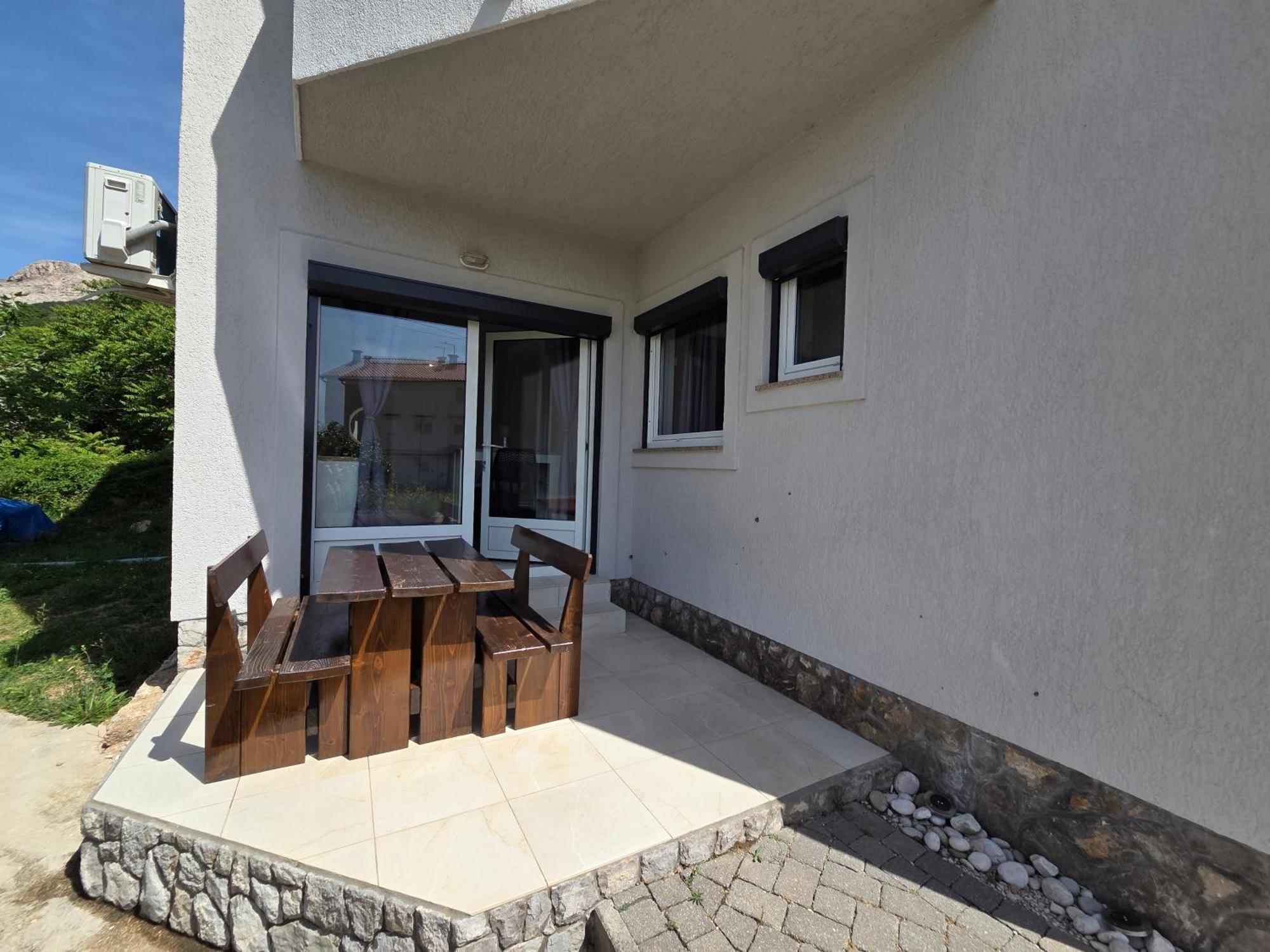 Apartments Leticia I Baška Eksteriør billede