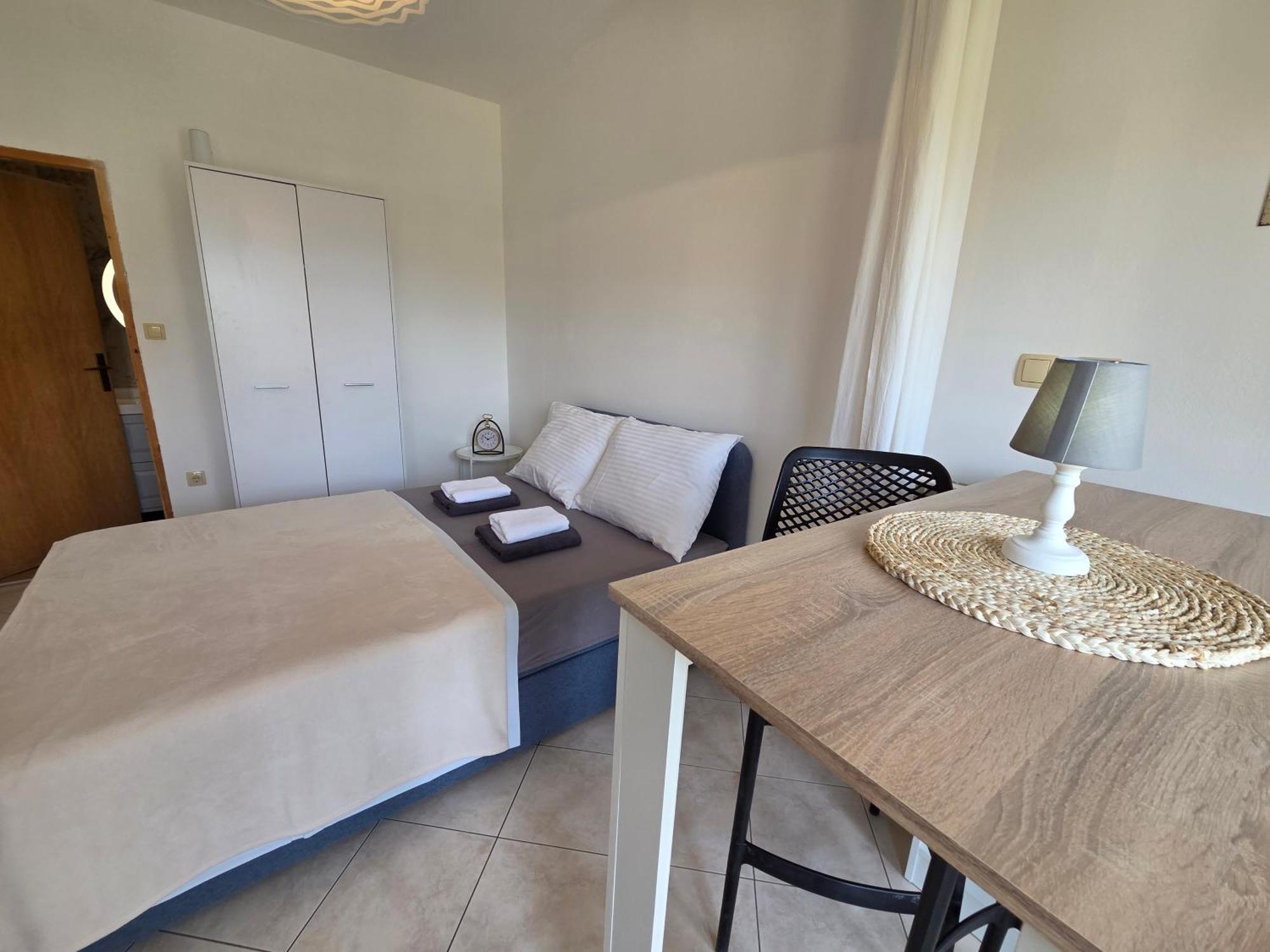 Apartments Leticia I Baška Eksteriør billede